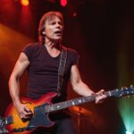 Bruce Dickinson Vermögen » Der Musiker und sein bemerkenswertes Geld